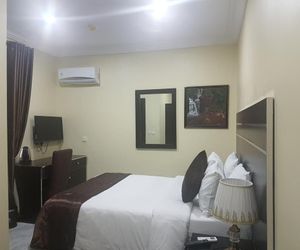 Brookville Hotel & Suites Kadobunkuro Nigeria