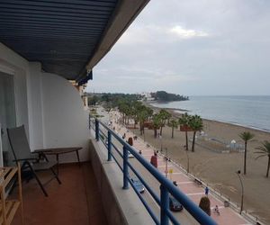 Apartamento 2 Dormitorios Primera Línea de Playa Estepona Spain