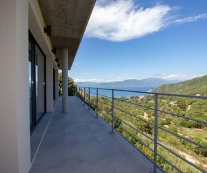 Villa neuve architecte vue mer Propriano France