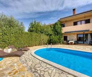 Holiday house Marinela with Private Pool and Fenced Garden Radetici Croatia