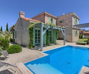 Luxury villa with a swimming pool Liznjan (Medulin) - 16329 Liznjan Croatia