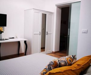 Centre Apartment Grotte Bianche Catania Italy