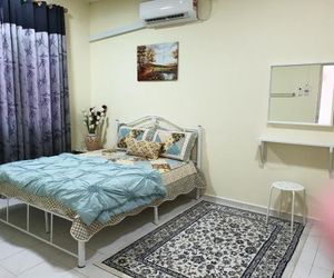 AUNI & AUJI HOMESTAY KEMAMAN Chukai Malaysia