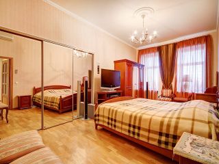 3 Sovetskaya, 142 sq.m. Sauna! City center