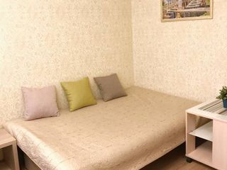 New COZY FLAT!! 15 min to AIRPORT! До 4 гостей