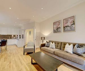 Elegantly Spacious 3-Bed in Hammersmith Wembley United Kingdom