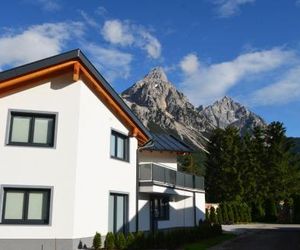 Zugspitzappartements Ehrwald Austria