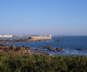 Charmante Maison à 30 m de la mer Les Sables-dOlonne France