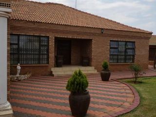 Фото отеля Granchis Guesthouse