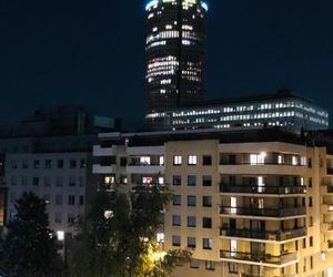Lost inn Lyon Mazenod, entre centre ville et gare part dieu / netflix include Lyon France
