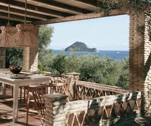 Three Bedroom Villa with Private Pool in Leedas Village Limni Keriou Greece