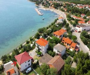 Apartments SIDRO on the beachfront Starigrad Croatia