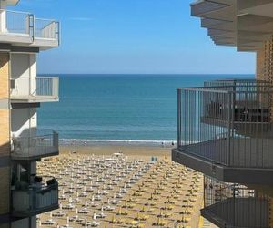 RESIDENCE CENTRO COMMERCIALE - WALTERIGATO Apartments Lido di Jesolo Italy