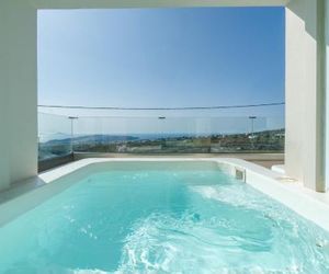 CINNAMON SUITES Pyrgos Greece