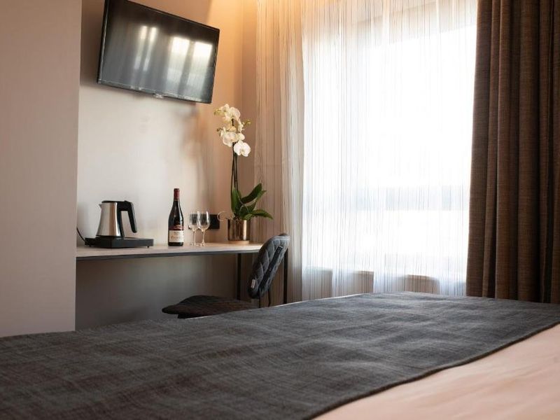 Hotel Photo 5