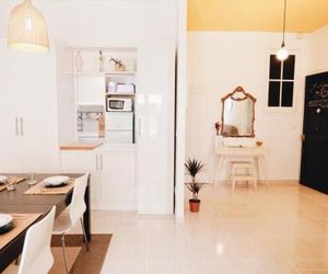 Amparito apartment historical center Tarragona Spain