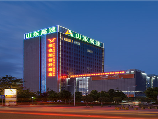 Фото отеля Vienna Classic Hotel Kunming Caiyun North Road New Asia Guandu Ancient