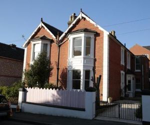 The Pink Door Seaside Holiday Home Ventnor United Kingdom