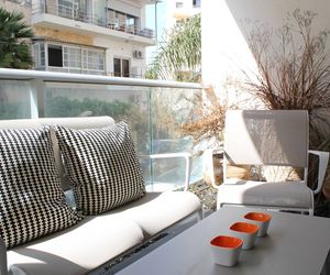 Sirkin st stylish 3bdms- parking, CLOSE to BEACH Tel Aviv Israel