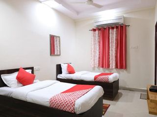 Hotel pic OYO 28720 Prithvi Inn
