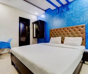 SPOT ON 36061 Om Residency Andheri East India