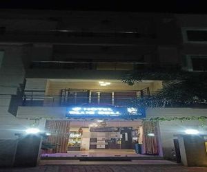 OYO 27030 Hotel Blue Bell Chandaka India