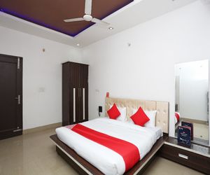 OYO 28227 Hotel Abhinandan Thanesar India