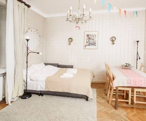 Old Town Charm Apartment Warsaw Poland