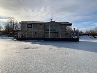 Дом на воде НЕВО