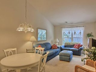 Фото отеля Charlevoix Creekside Condo