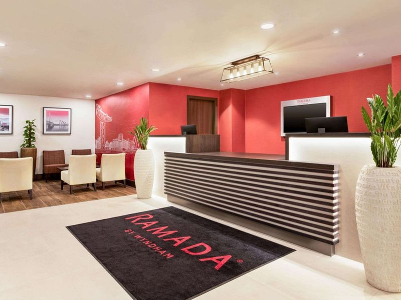 Hotel Photo 6