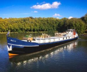 Bateau péniche au coeur de Lille Lille France