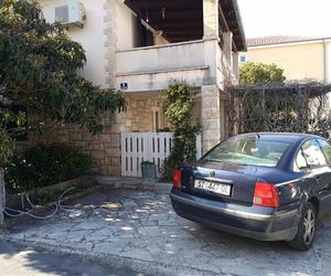 Apartments with a parking space Supetar (Brac) - 16445 Supetar Croatia
