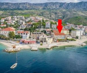 Apartments by the sea Mali Rat (Omis) - 16437 Dugi Rat Croatia