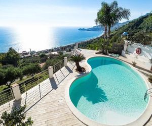 Luxurious Villa in Letojanni with Private Pool Letojanni Italy