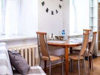 Pushkarskaya big apartment