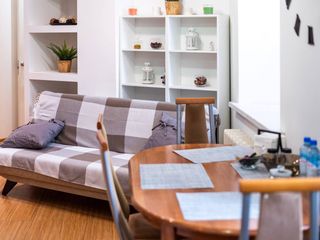 Pushkarskaya big apartment