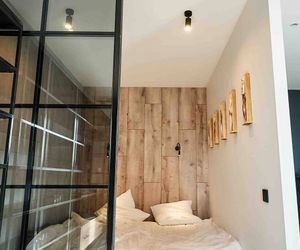 LakeApartments Aпартаменты в центре с видом на озеро Kaliningrad Russia