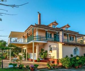 Ina Apartments Kalamakion Greece