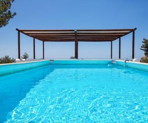 Villa with Private Pool & Hot Tab Myrtos Greece