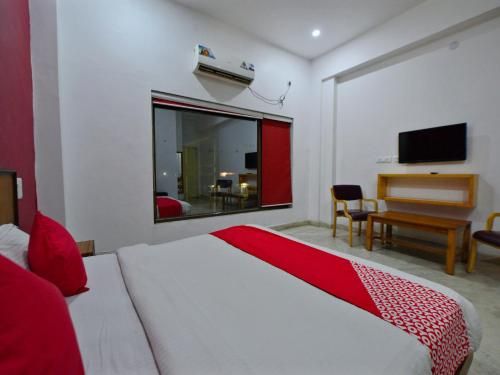 OYO 29300 Hotel Rockstar