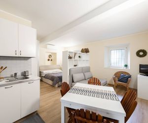 Quiet and charming apartment in the centre air conditioned Como Italy