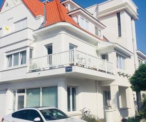 Pareltje in het rustige Knokke met ruim zuidgericht terras Knokke-Heist Belgium