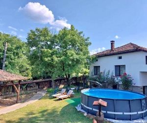 Guest House Stoyanovata Kashta - Стояновата къща Elena Bulgaria