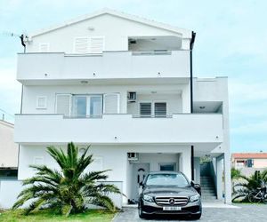 Apartmani Lovrenčić Vrsi Croatia