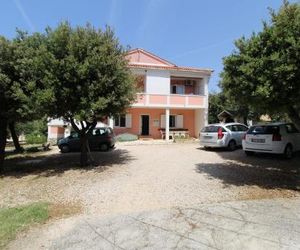 Apartments by the sea Mandre (Pag) - 6418 Kolan Croatia
