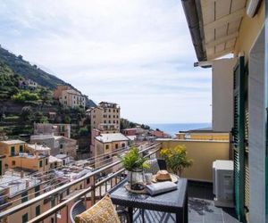 Zagara apartment Riomaggiore Italy