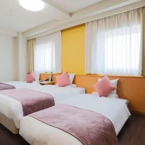NearBy Hotel