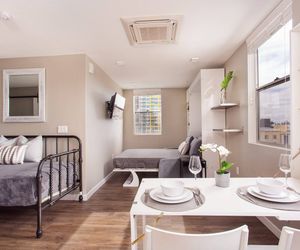 SD Sunny Studio Sleeps 4 San Diego United States