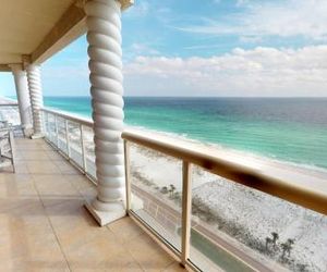 Luxurious 3 BR SkyHome with Panoramic Ocean Views and Steps From The Beach Pensacola Beach United States